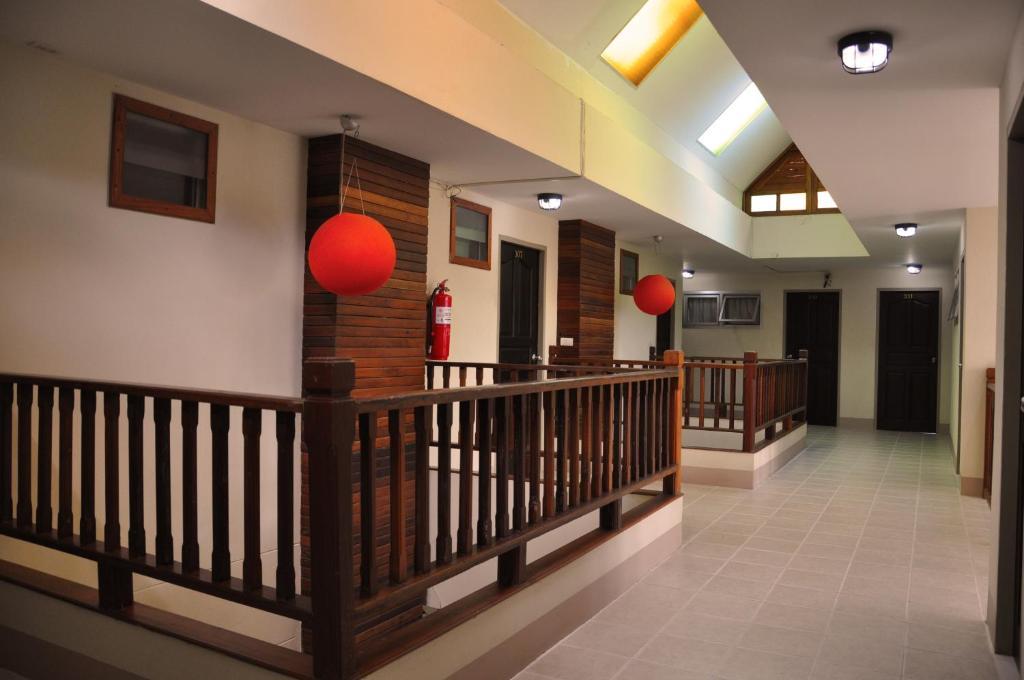 Thaphae Garden Guesthouse Чіангмай Екстер'єр фото